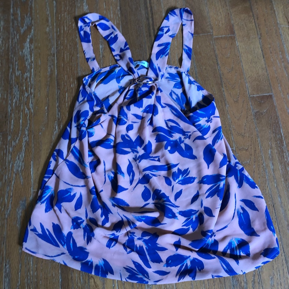 JustFab modern blouse